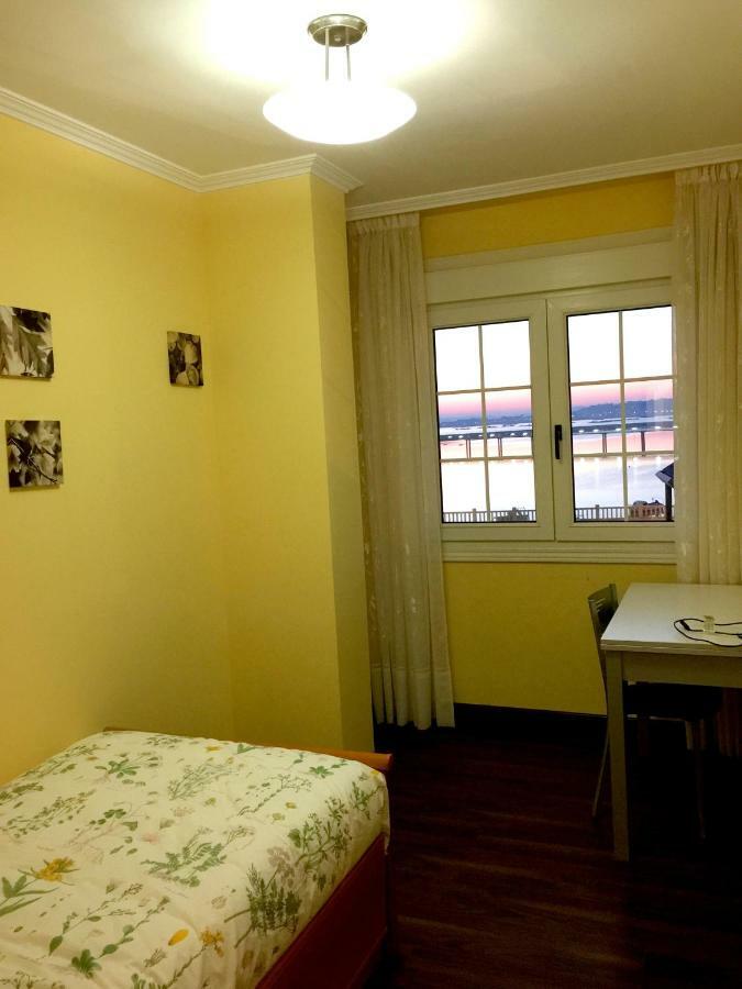Apartamento Vilanova Apartment บียานูเอบา เด อาโรซา ภายนอก รูปภาพ