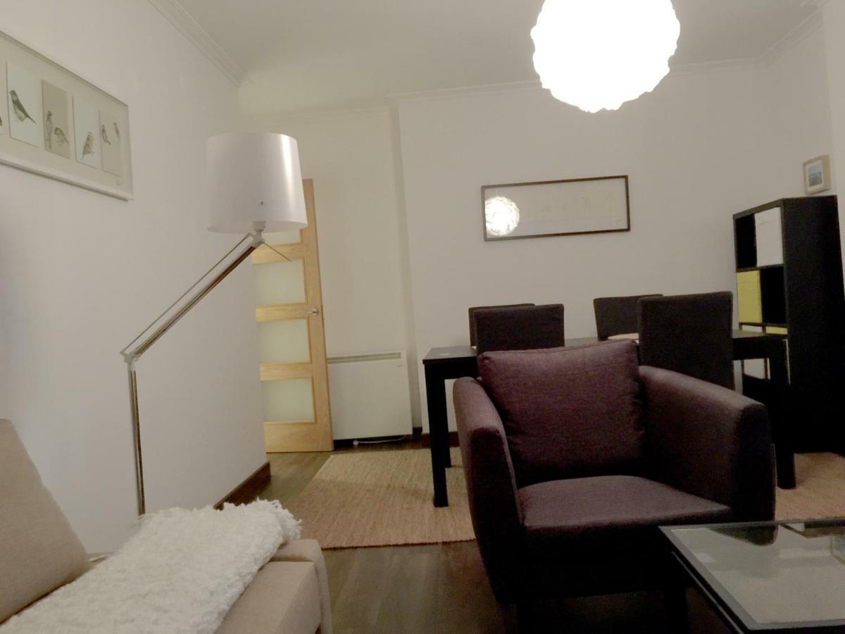 Apartamento Vilanova Apartment บียานูเอบา เด อาโรซา ภายนอก รูปภาพ