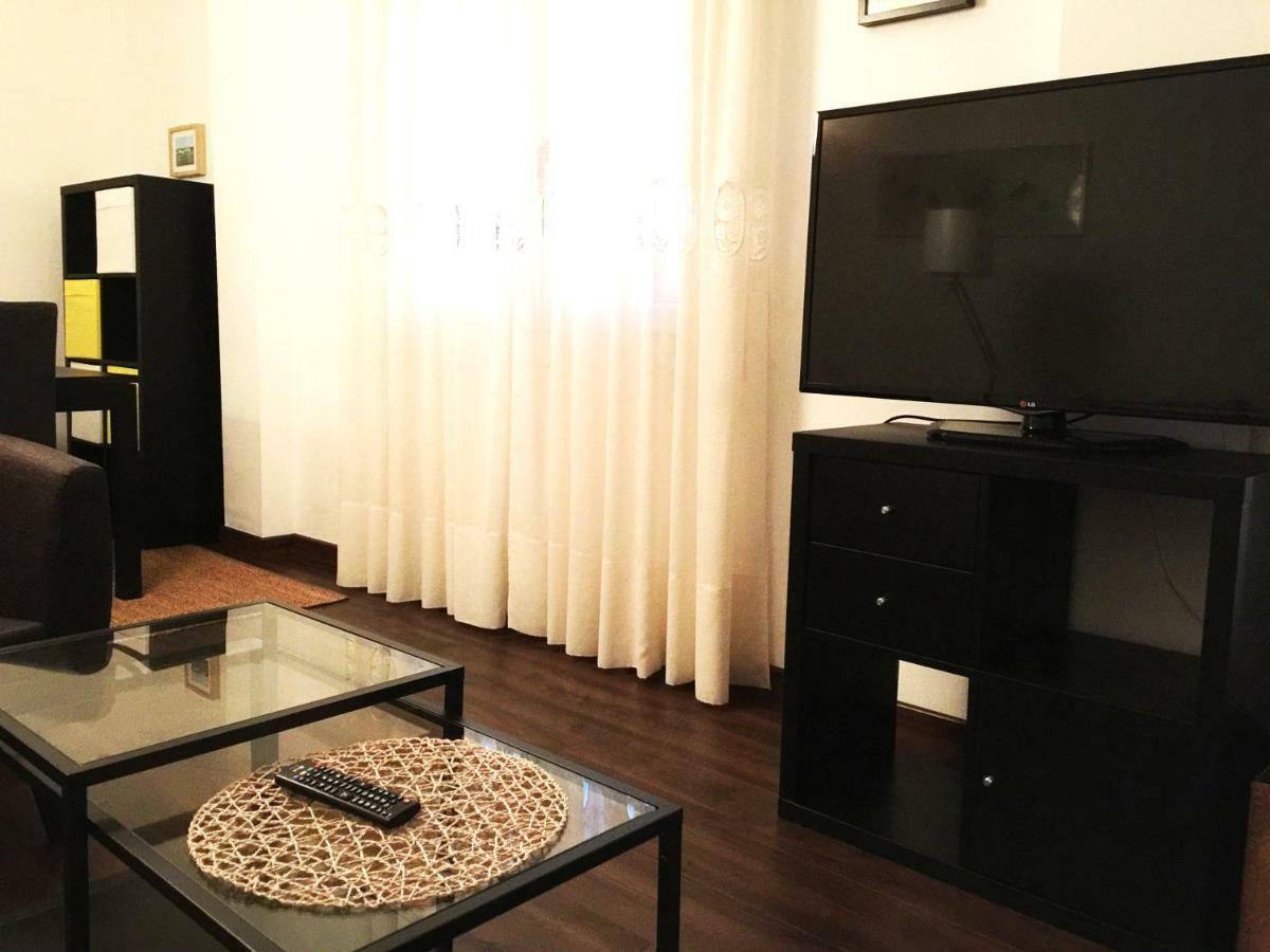 Apartamento Vilanova Apartment บียานูเอบา เด อาโรซา ภายนอก รูปภาพ