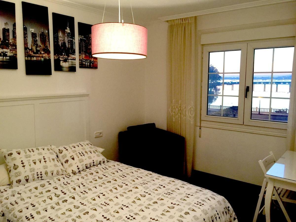 Apartamento Vilanova Apartment บียานูเอบา เด อาโรซา ภายนอก รูปภาพ